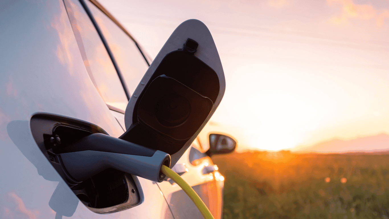 Combien de temps pour recharger une voiture électrique à domicile ?