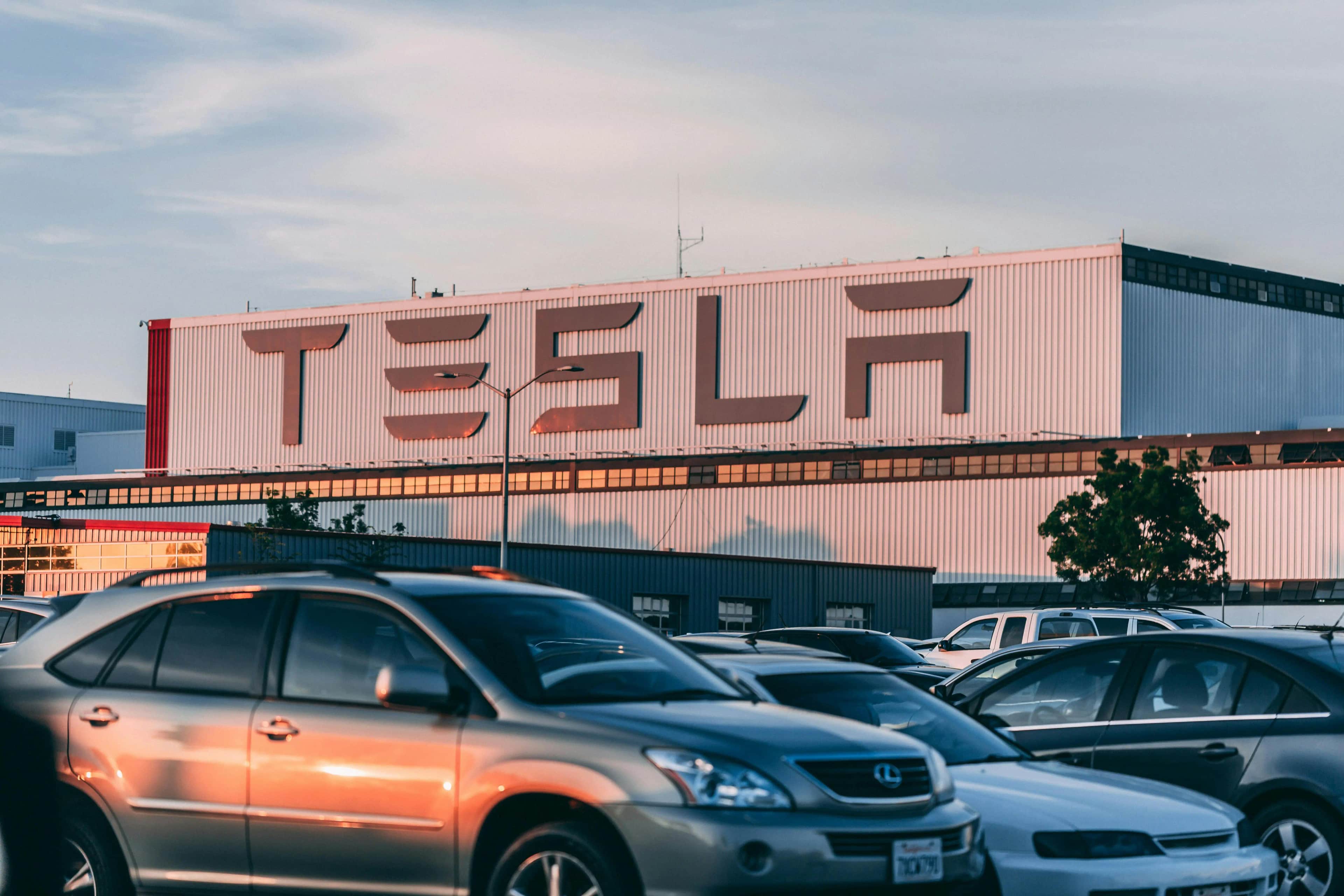 Tesla Roadster : la voiture électrique qui a tout changé